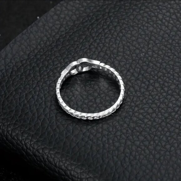 Silver handcuff ring - Picture 2 of 3